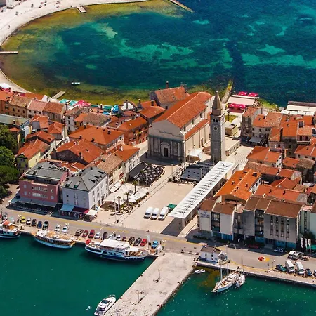 By Interhome Апартаменты Умаг