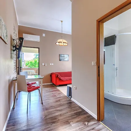 By Interhome * Umago